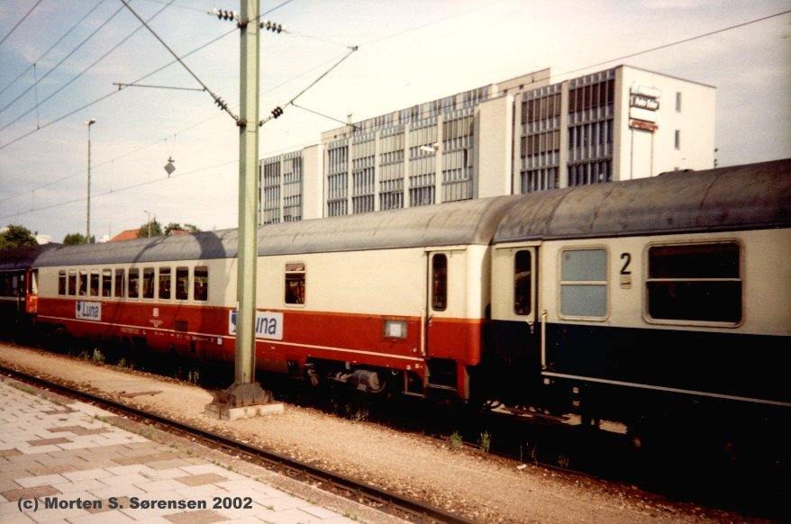 http://www.railfaneurope.net/pix/de/car/Club/Wgmh854_ARZ_MunOst93_M.jpg