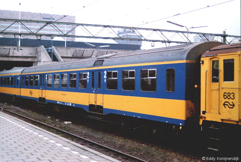 http://www.railfaneurope.net/pix/nl/car/Plan_W/Plan_W2-1.jpg